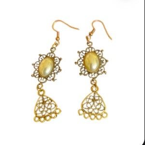Vintage Bronze Artisan Fresh Saltwater Pearl Floral Paisley Dangle Earrings OOAK